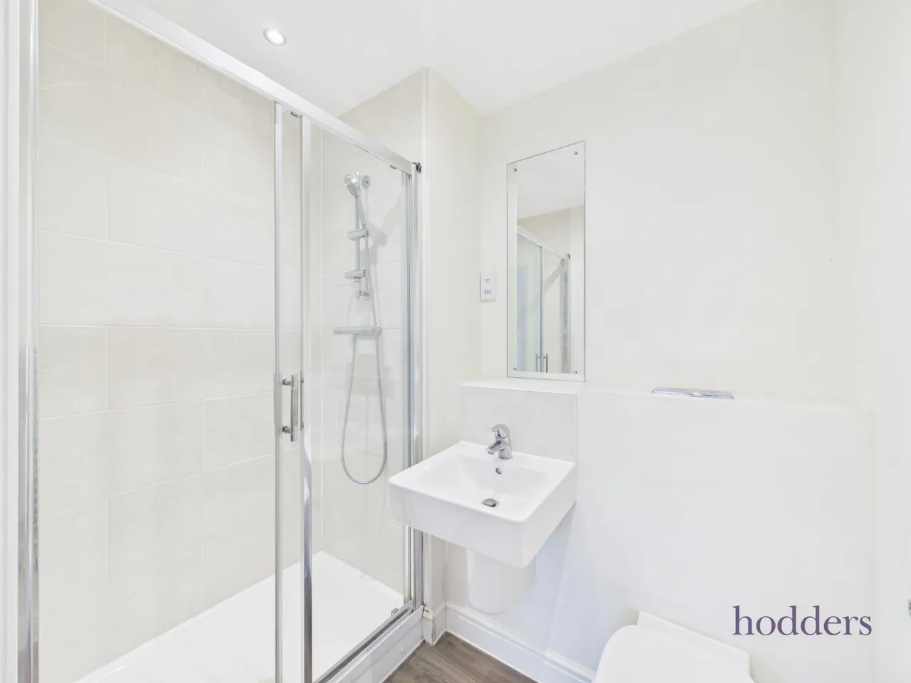 Hawker Drive, Addlestone, KT15, photo 5
