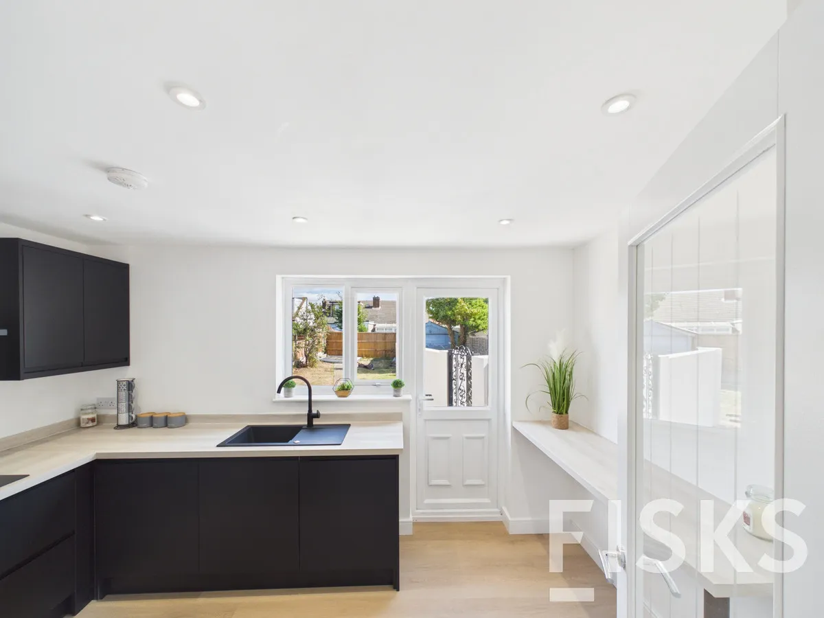 Alderleys, Benfleet, SS7, photo 3