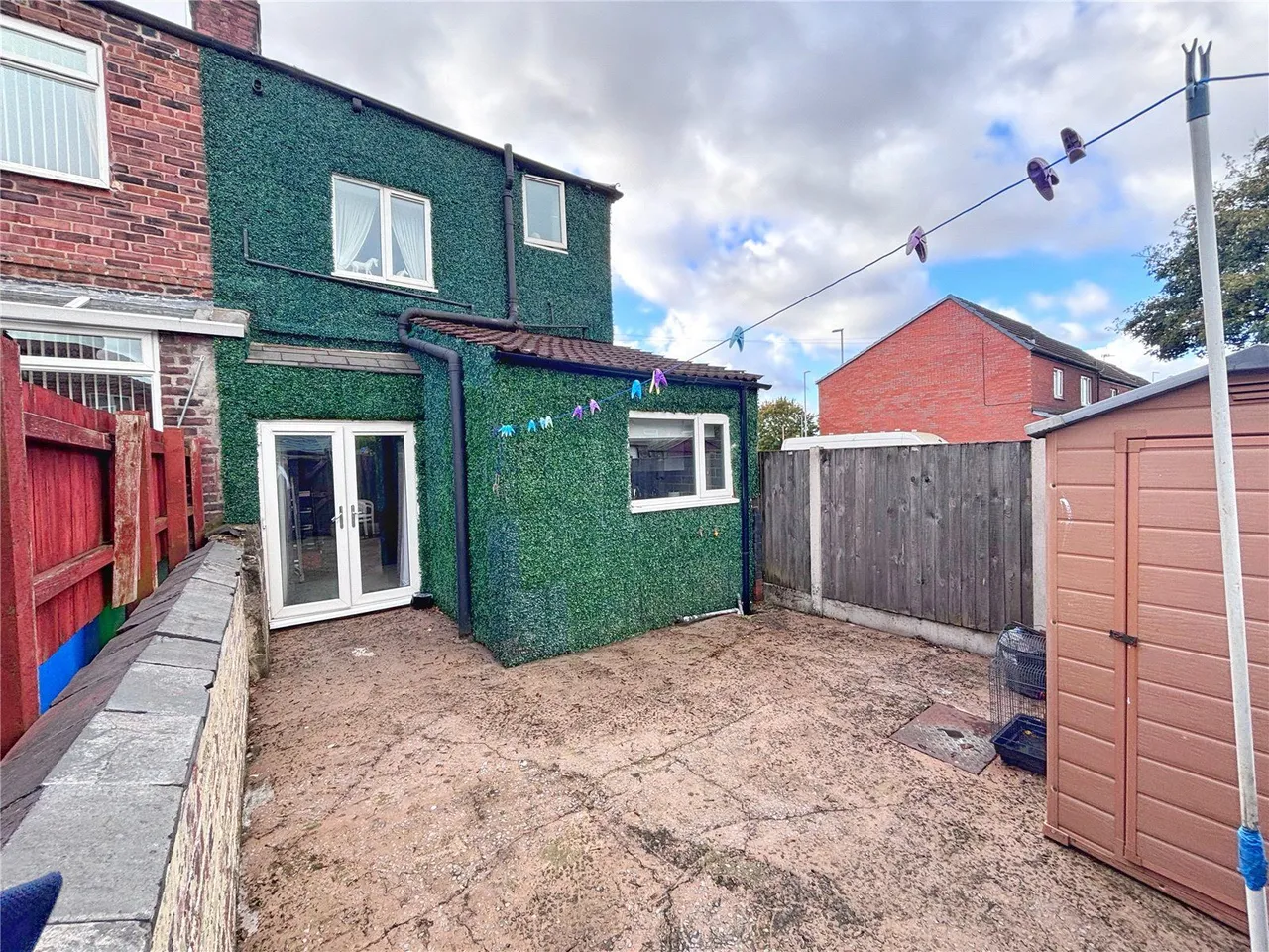 Oldham Road, Middleton, M24, photo 7