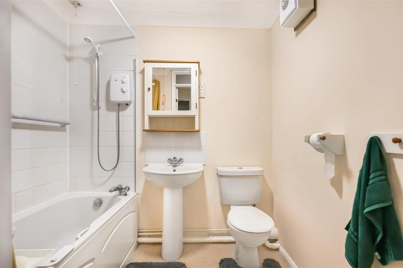 Farmadne House, Saffron Walden, CB11, photo 7