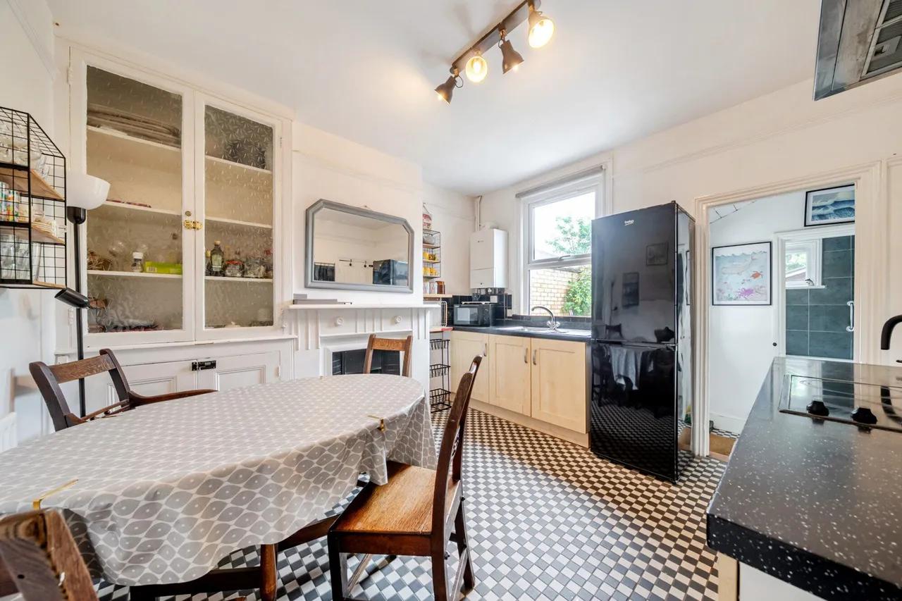 Howarth Road, SE2, photo 14