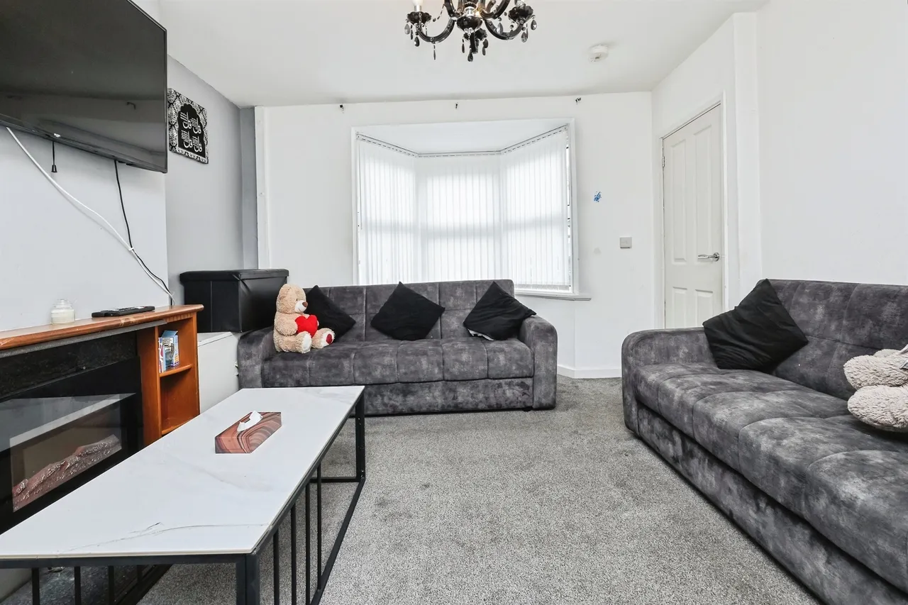 Tottenham Crescent, Birmingham, B44, photo 3