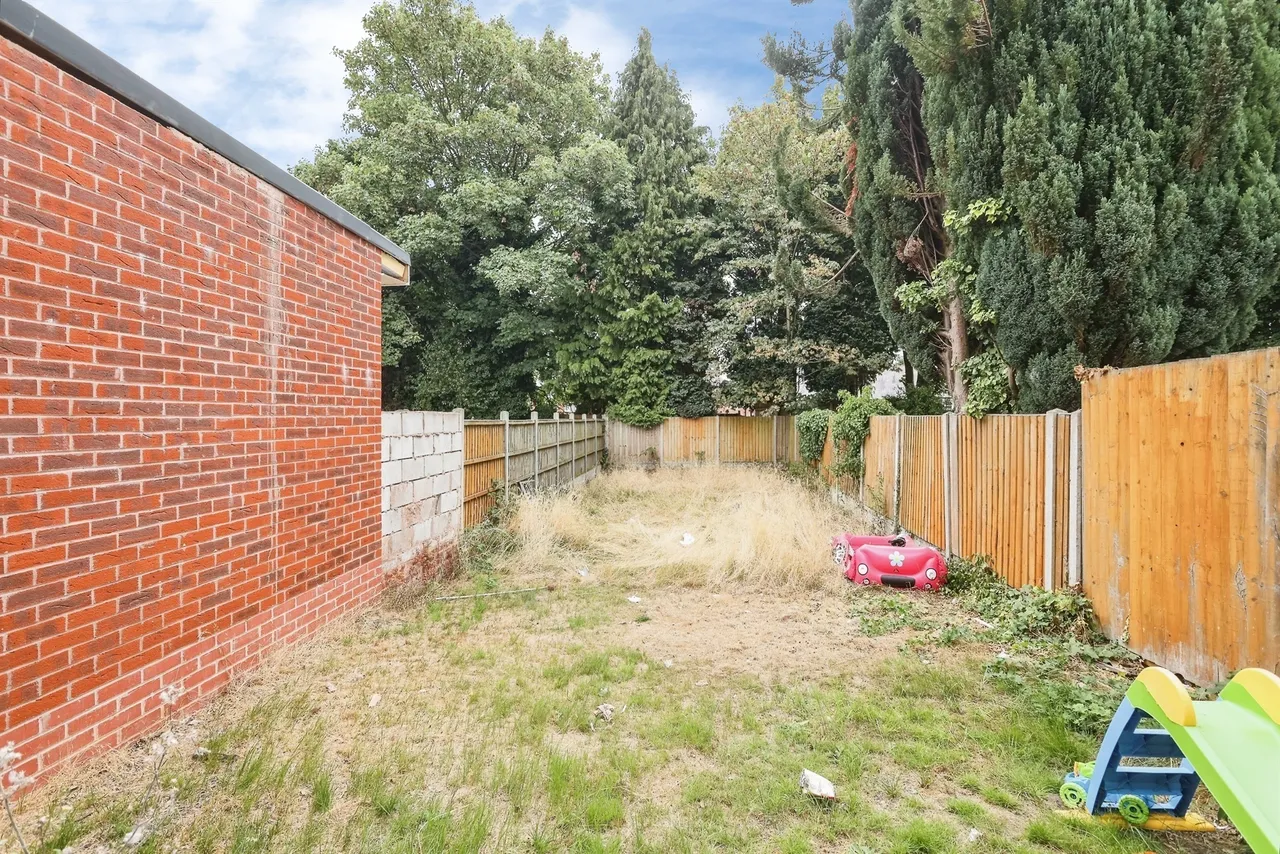 Tottenham Crescent, Birmingham, B44, photo 8
