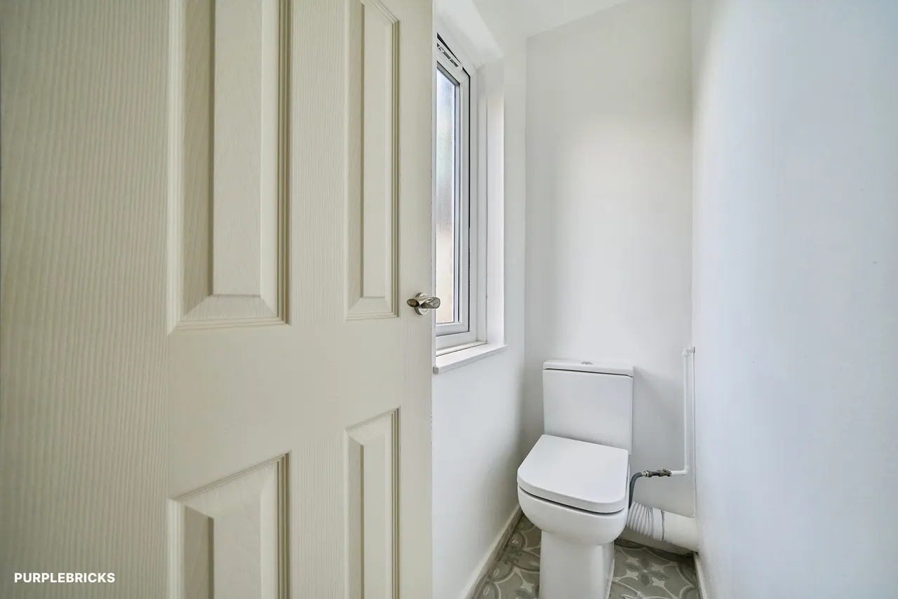 Marcus Garvey Way, Brixton, SE24, photo 22