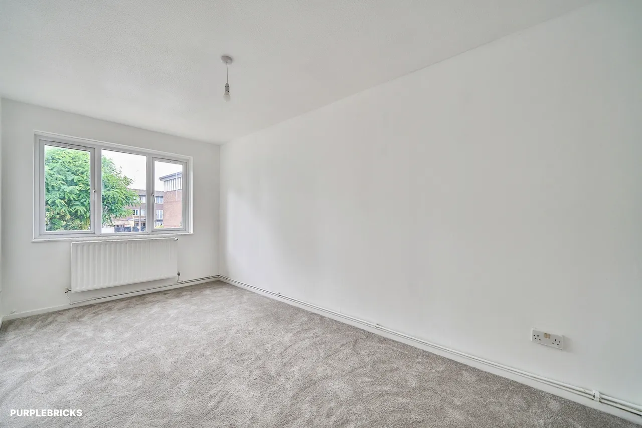Marcus Garvey Way, Brixton, SE24, photo 12
