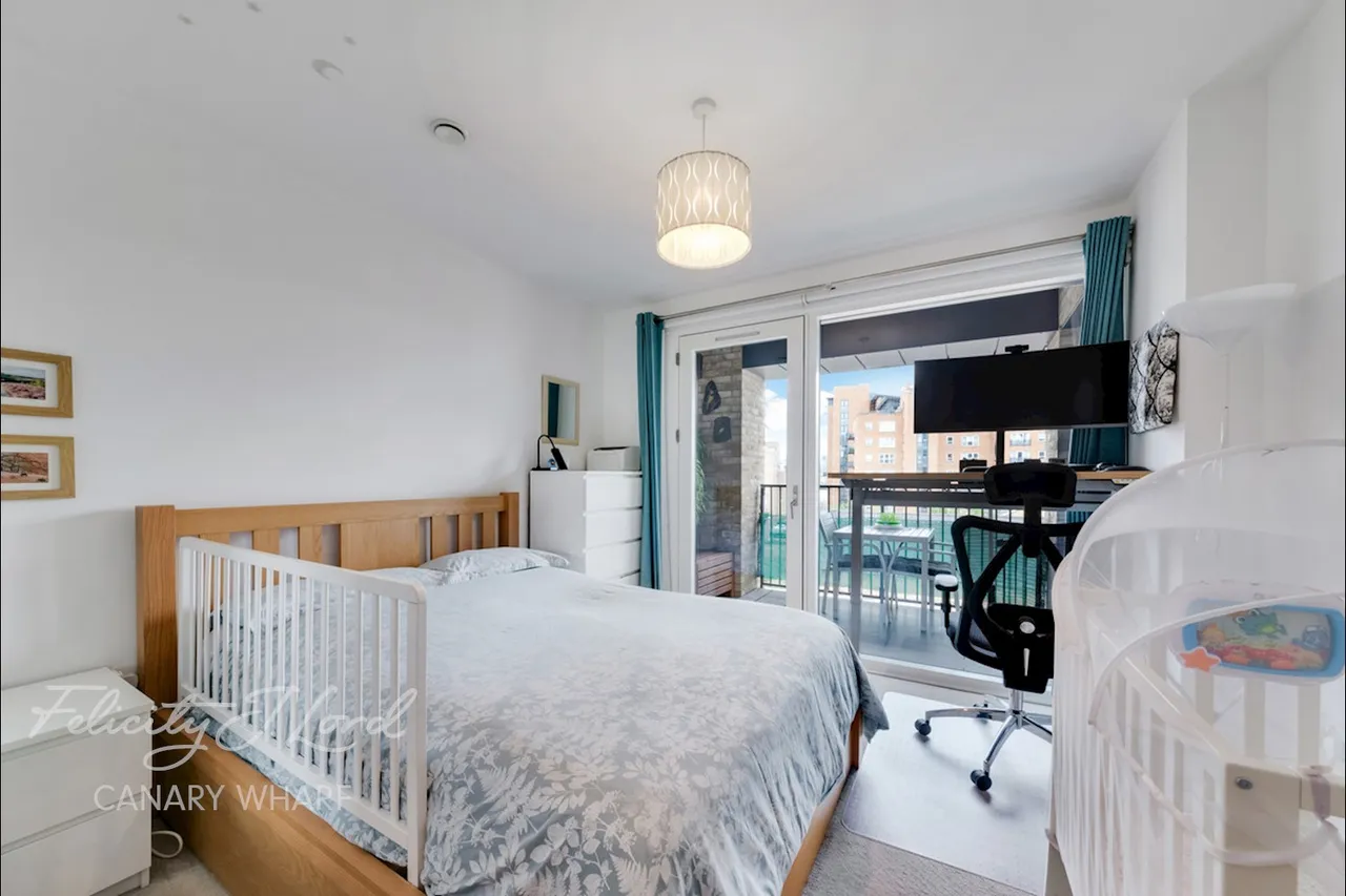 Westferry Road, London, E14, photo 9