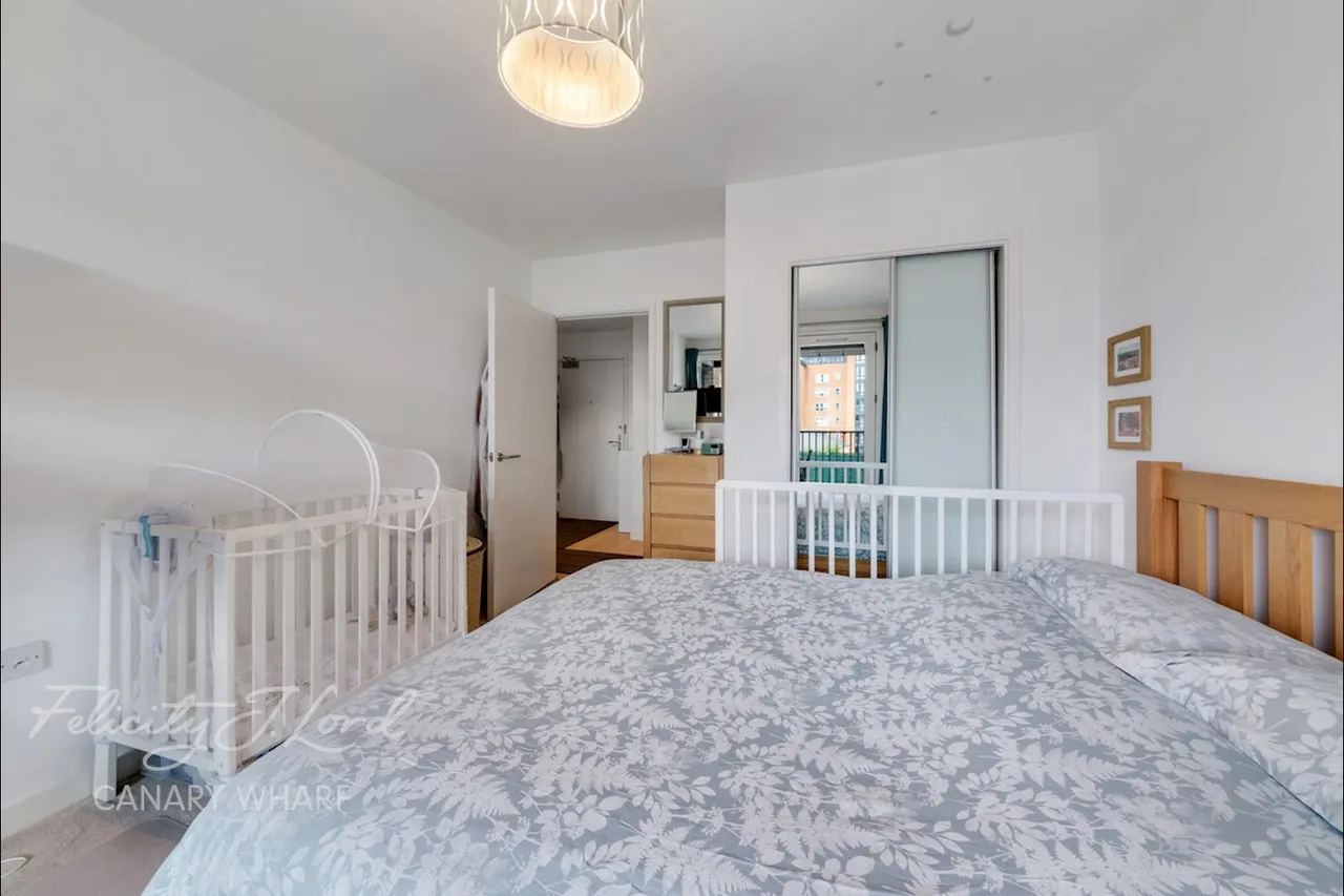 Westferry Road, London, E14, photo 13
