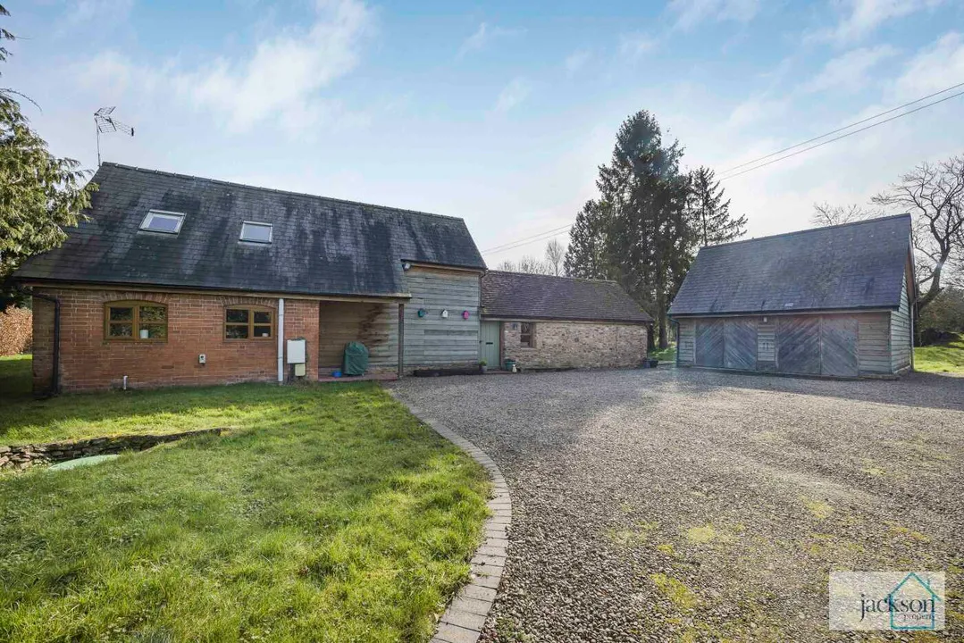 Property with over 3.5 Acres in Monkhide, Herefordshire, photo 53