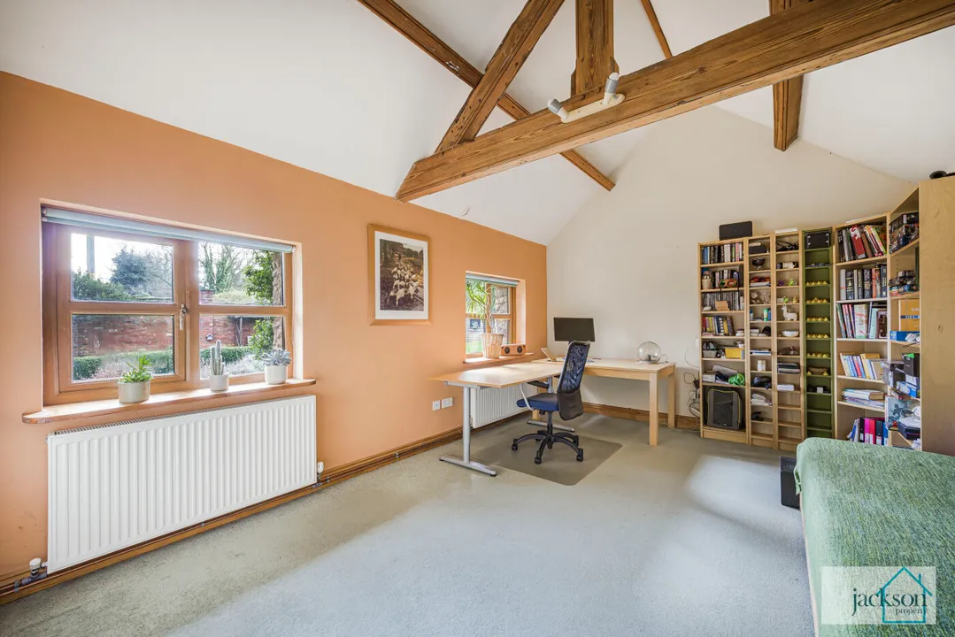 Property with over 3.5 Acres in Monkhide, Herefordshire, photo 12