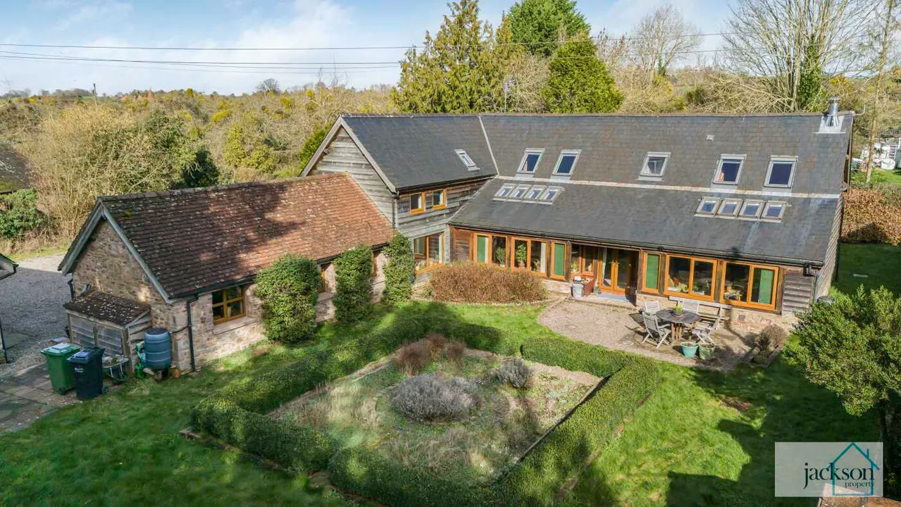 Property with over 3.5 Acres in Monkhide, Herefordshire, photo 39