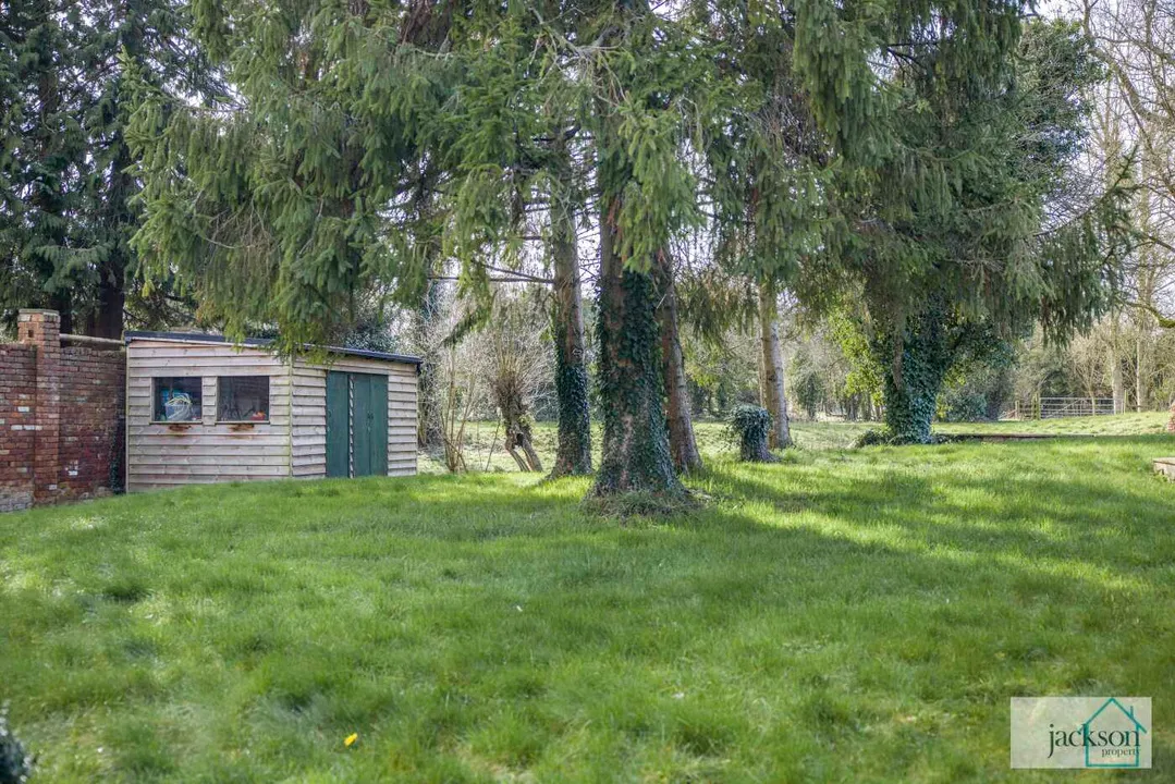 Property with over 3.5 Acres in Monkhide, Herefordshire, photo 69