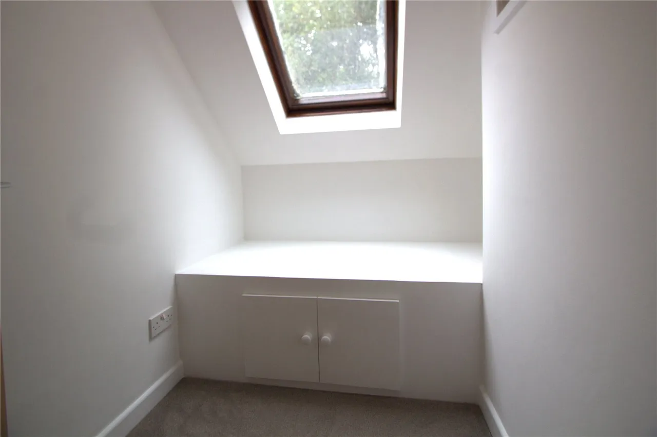 Station Road, Liss, GU33, photo 6