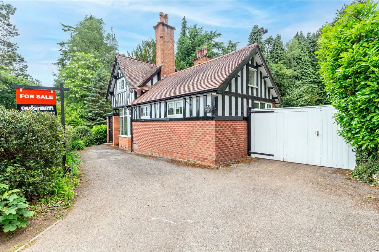 Brookhouse Road, Barnt Green, Birmingham, Worcestershire, B45 8JR, photo 26