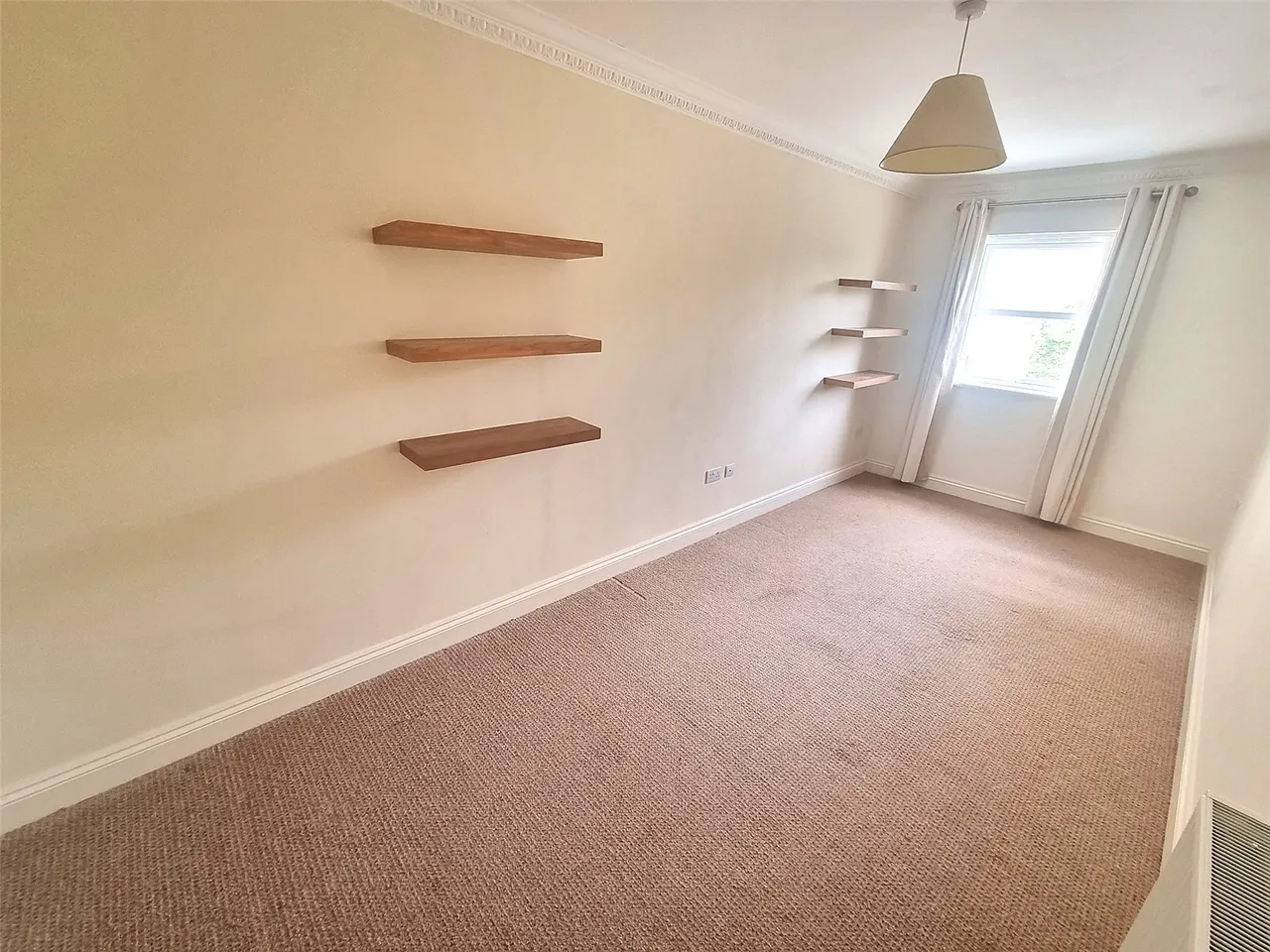 All Saints Road, BS23, photo 6