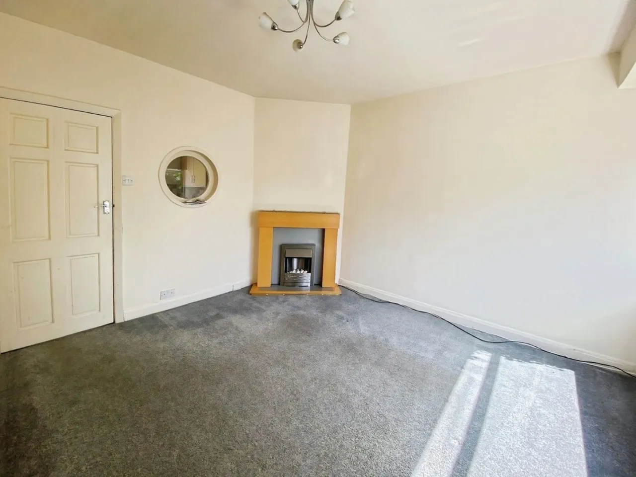 Beeston Road, Newark, Notts, photo 3