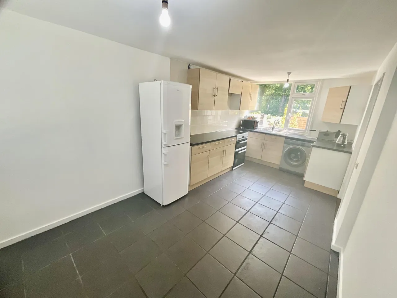 Halton Brook Avenue, Runcorn, WA7, photo 7