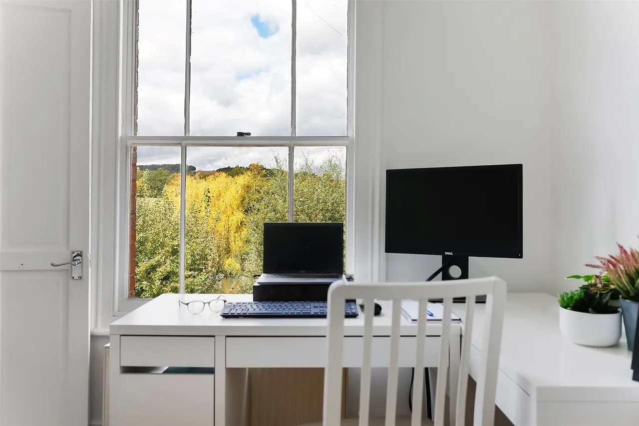 Rothes Road, Dorking, RH4, photo 10