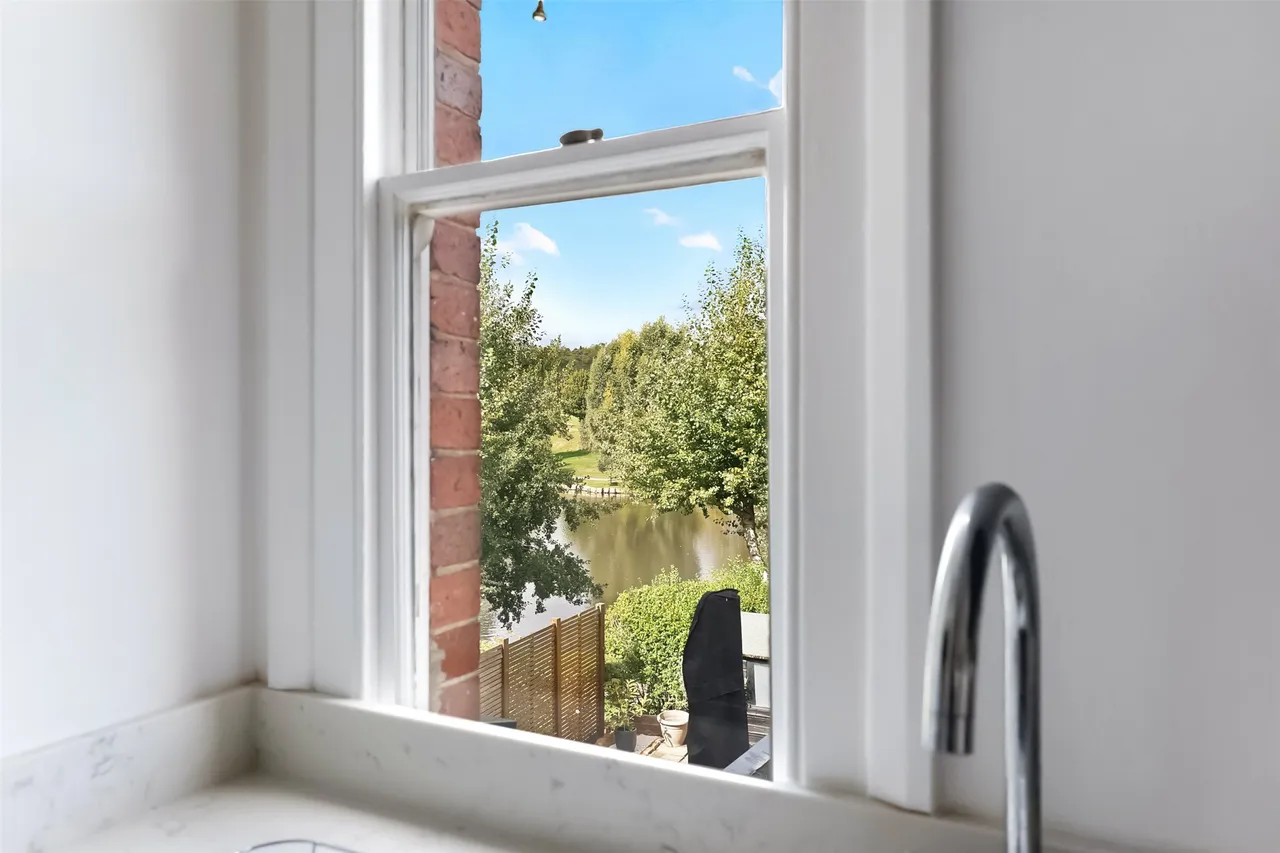 Rothes Road, Dorking, RH4, photo 11