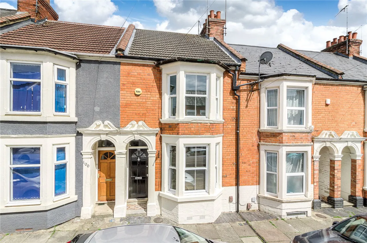 3 bed house to rent — Whitworth Road, Northampton, Northamptonshire, NN1