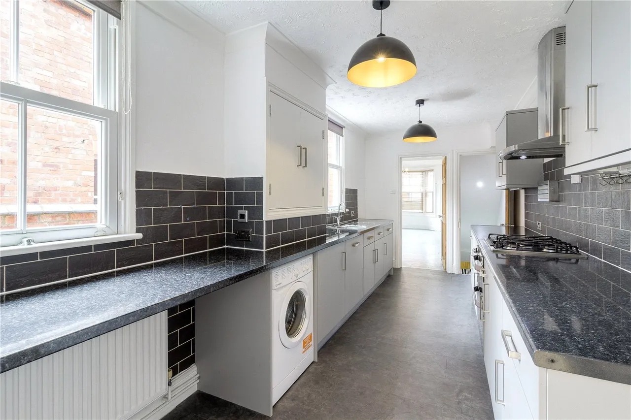 Whitworth Road, Northampton, Northamptonshire, NN1, photo 6