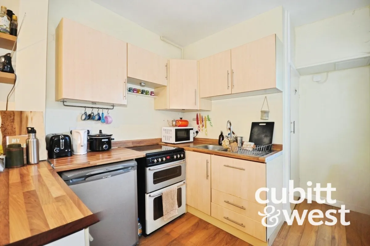 Reginald Road, Southsea, PO4, photo 5