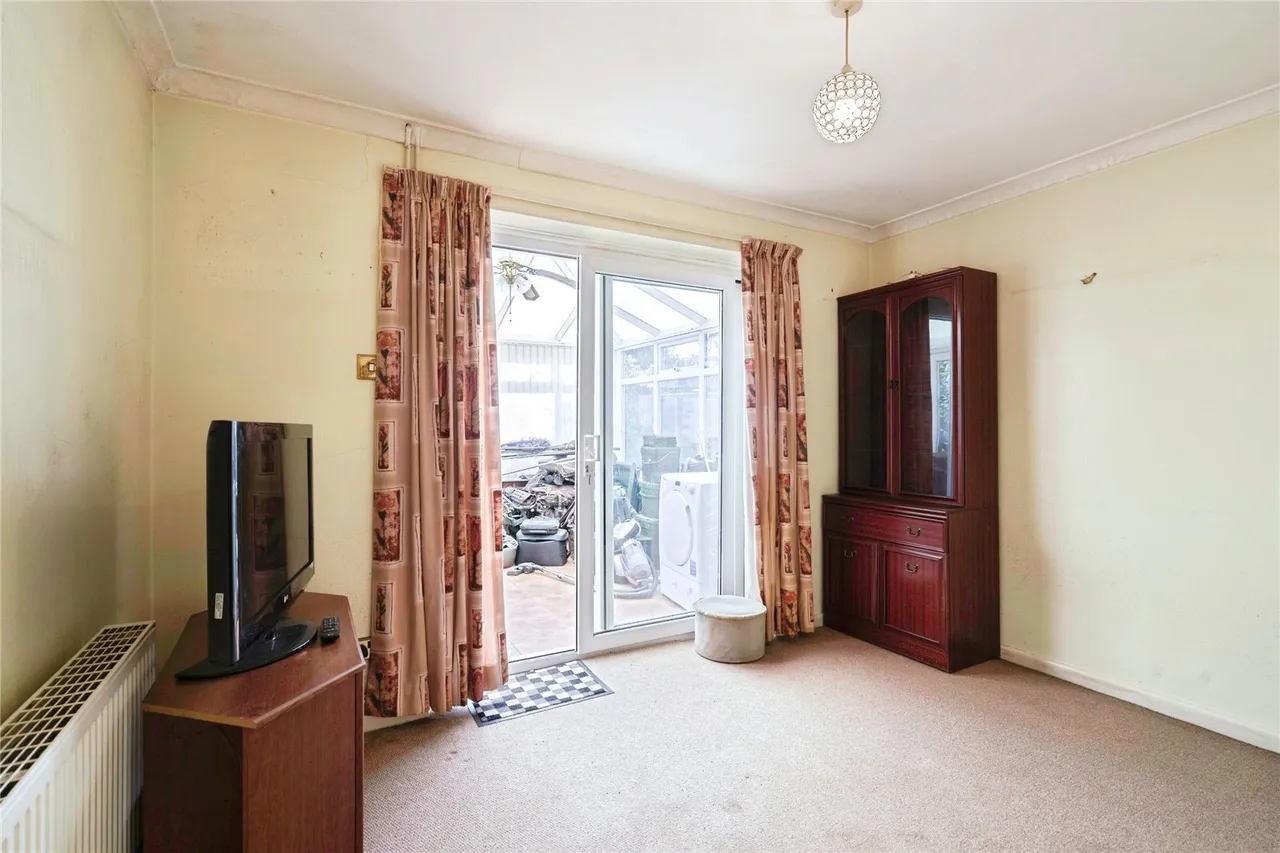 Manor Road, Selsey, PO20, photo 9
