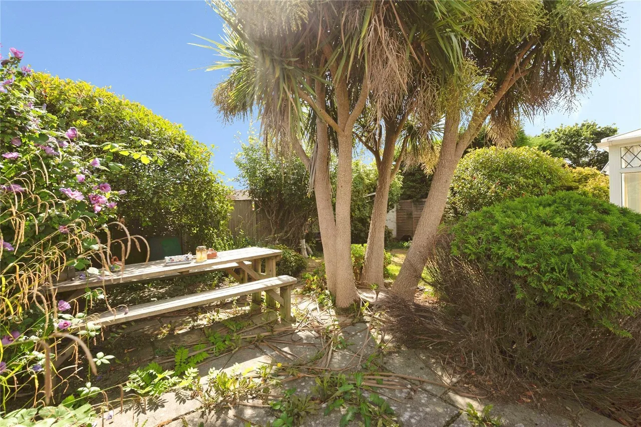 Manor Road, Selsey, PO20, photo 19
