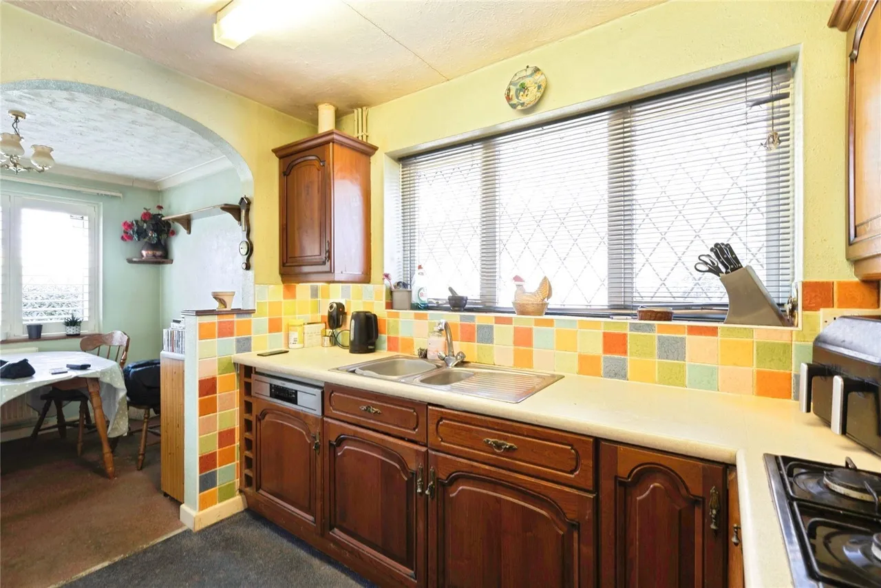 Manor Road, Selsey, PO20, photo 16