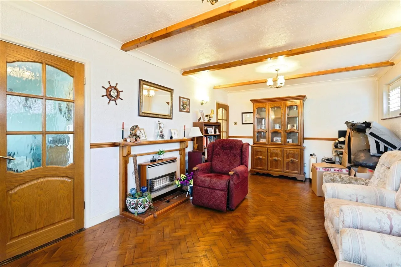 Manor Road, Selsey, PO20, photo 12