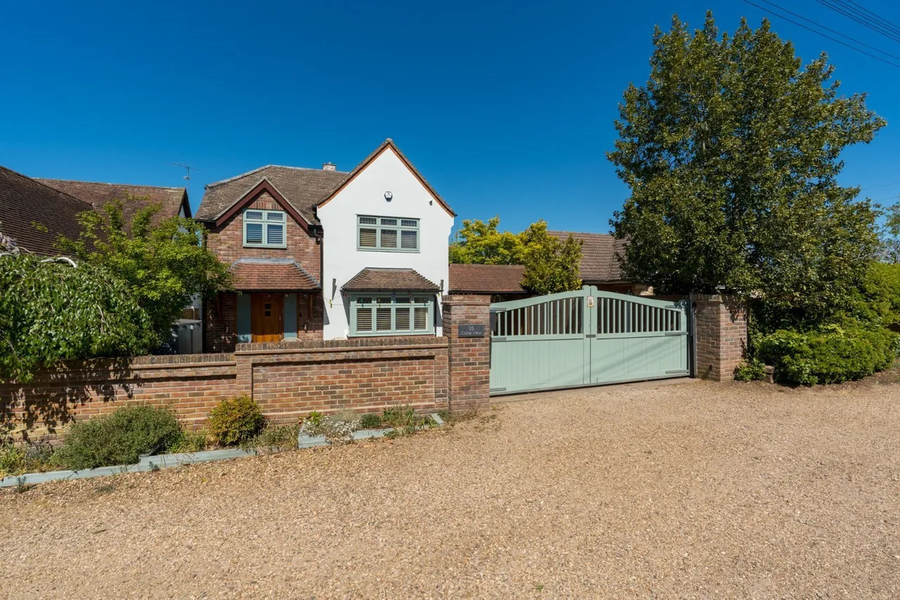 5 bed house for sale, Elianore Road, Lexden, CO3