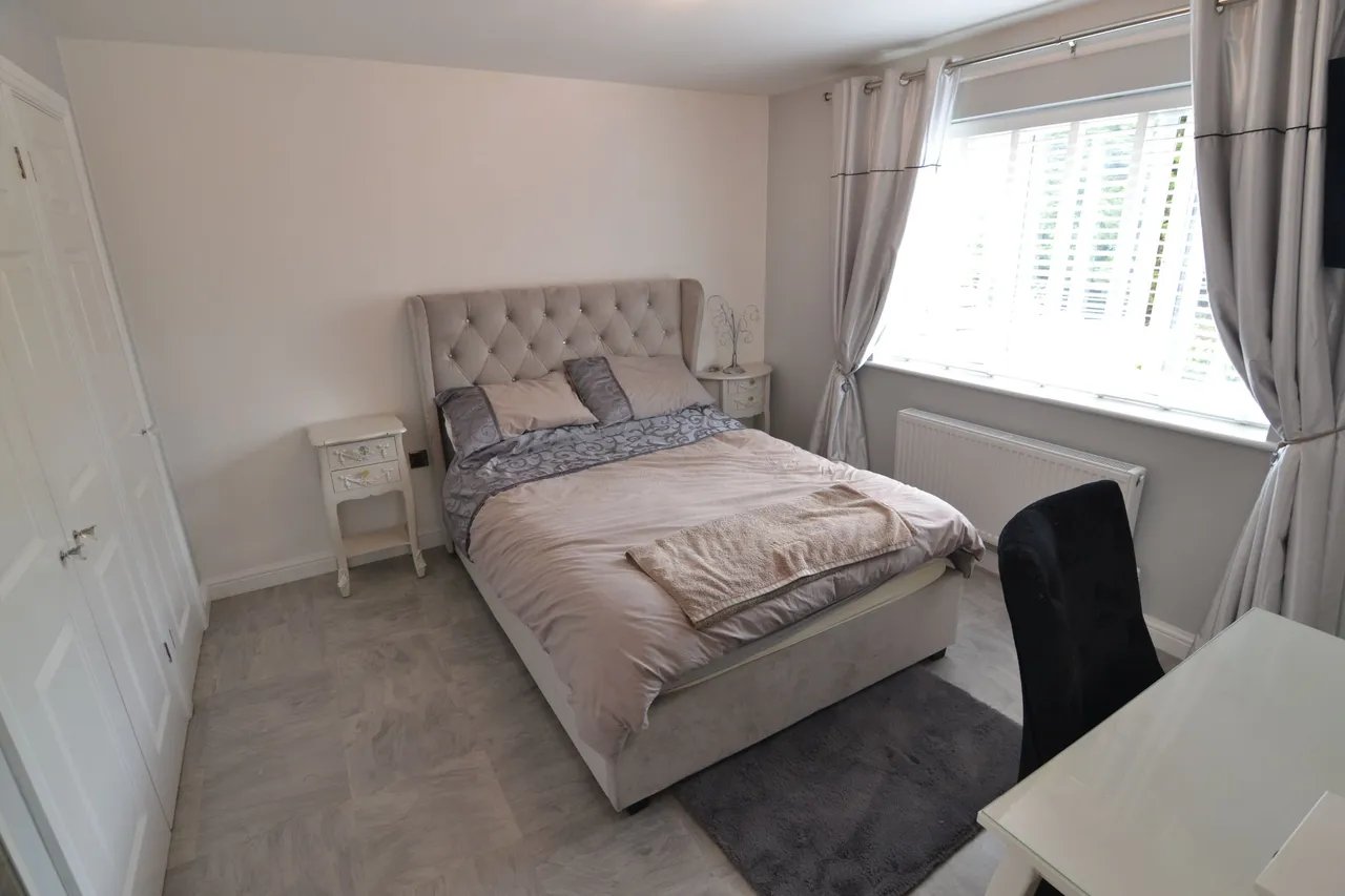 Barbel Drive, Wolverhampton, West Midlands, WV10 0TQ, photo 5