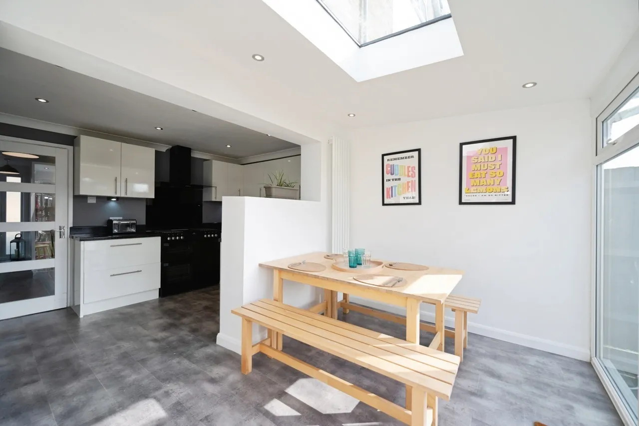 Sidlesham Close, Hayling Island, PO11, photo 5