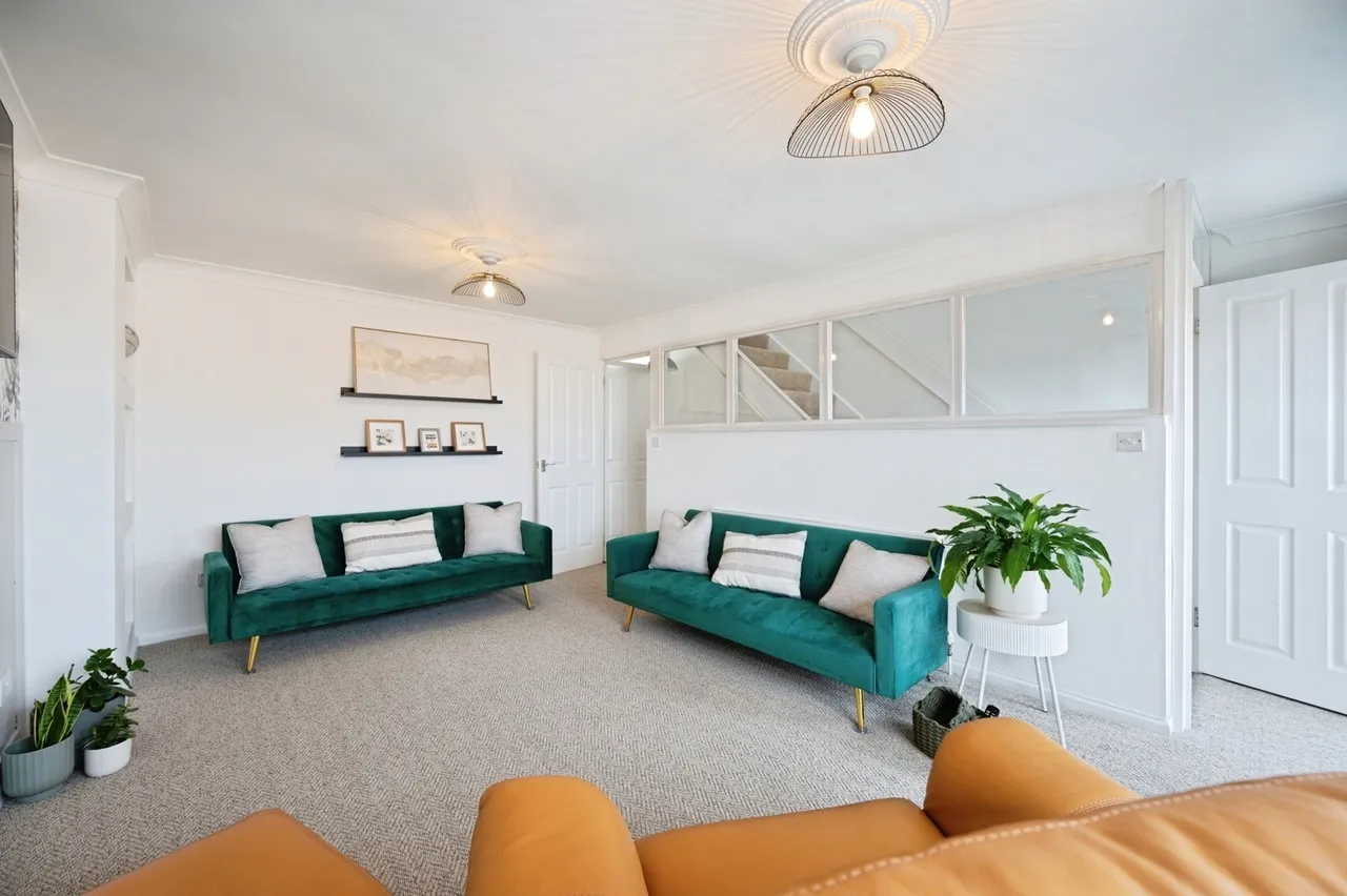 Sidlesham Close, Hayling Island, PO11, photo 6