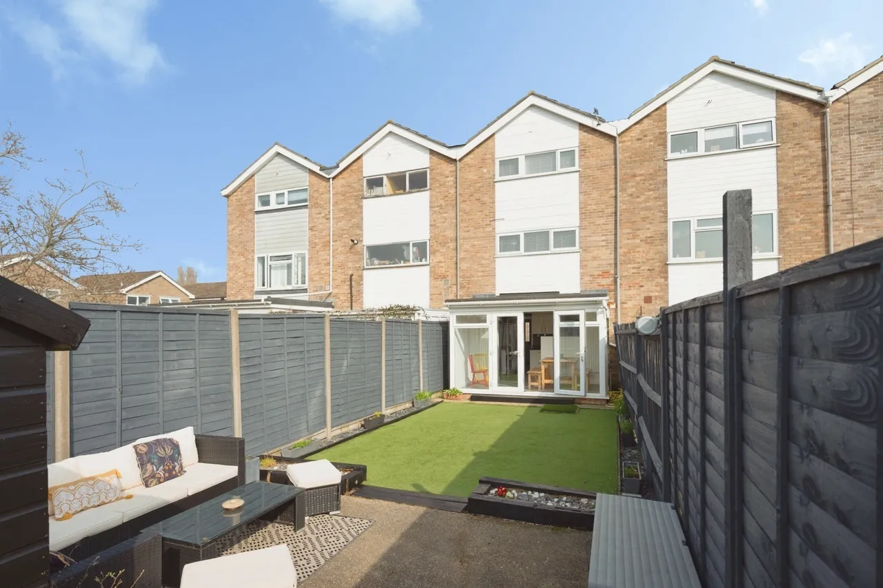 Sidlesham Close, Hayling Island, PO11, photo 15