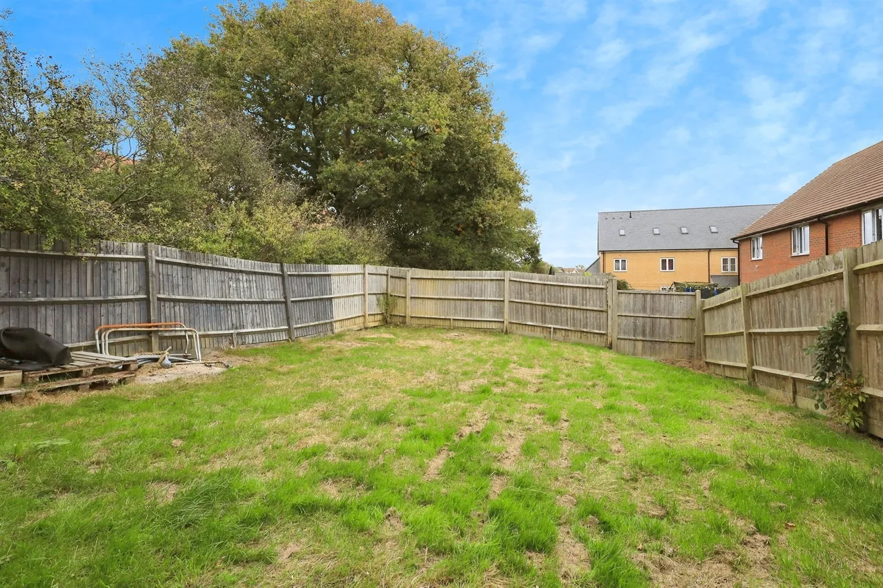 Millstone Drive, Hailsham, BN27, photo 9