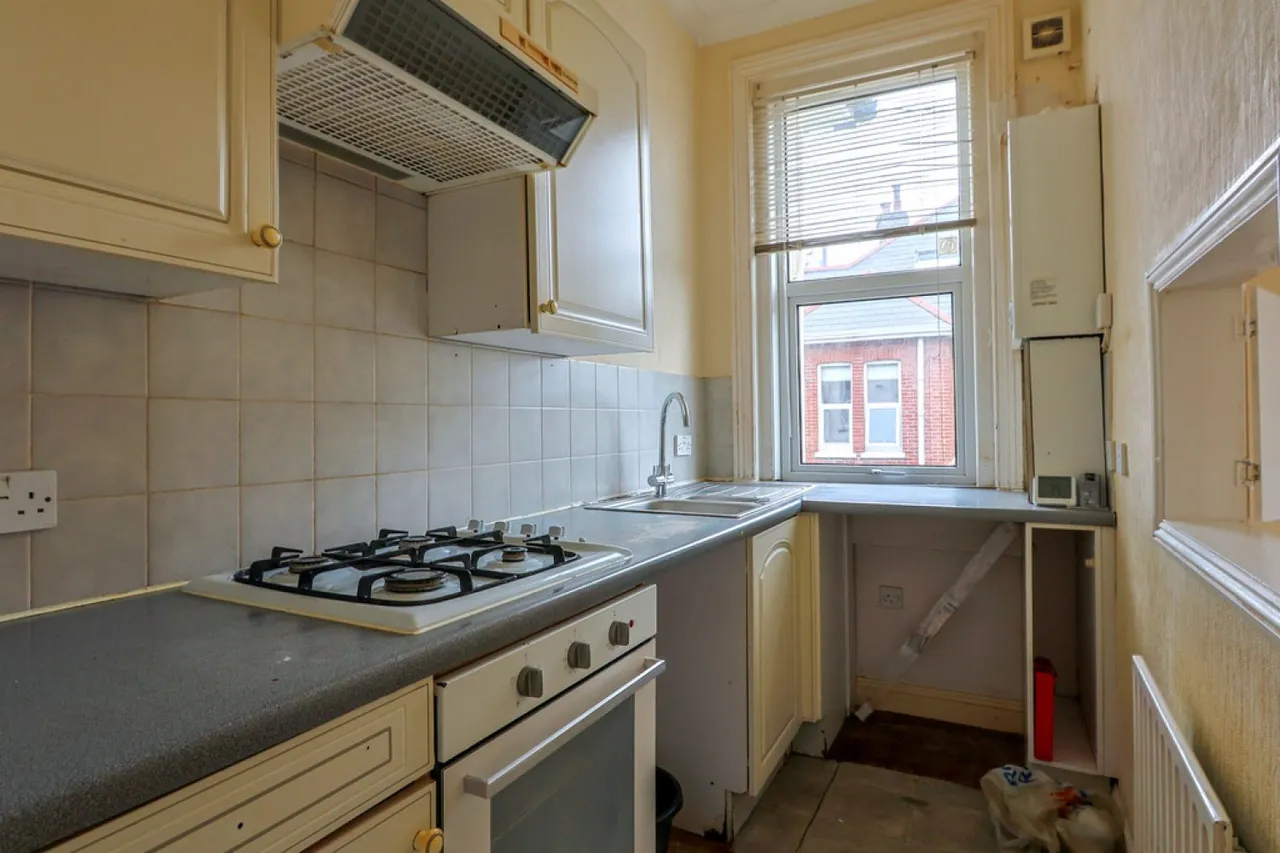Campbell Road, Bournemouth, photo 5