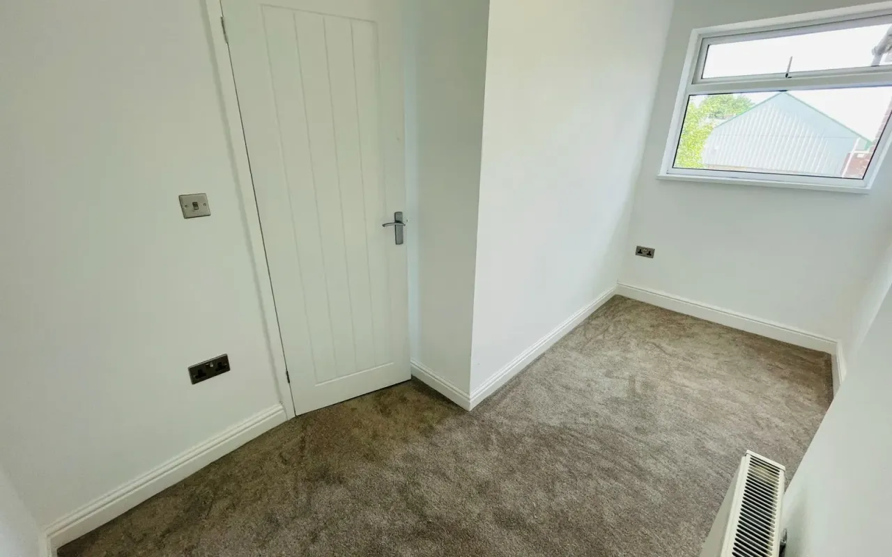 Southwell Street, Barnsley, photo 8