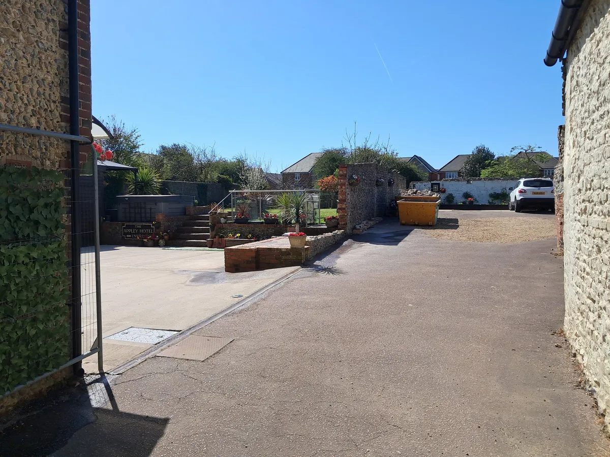 Main Road, Yapton, BN18, photo 26