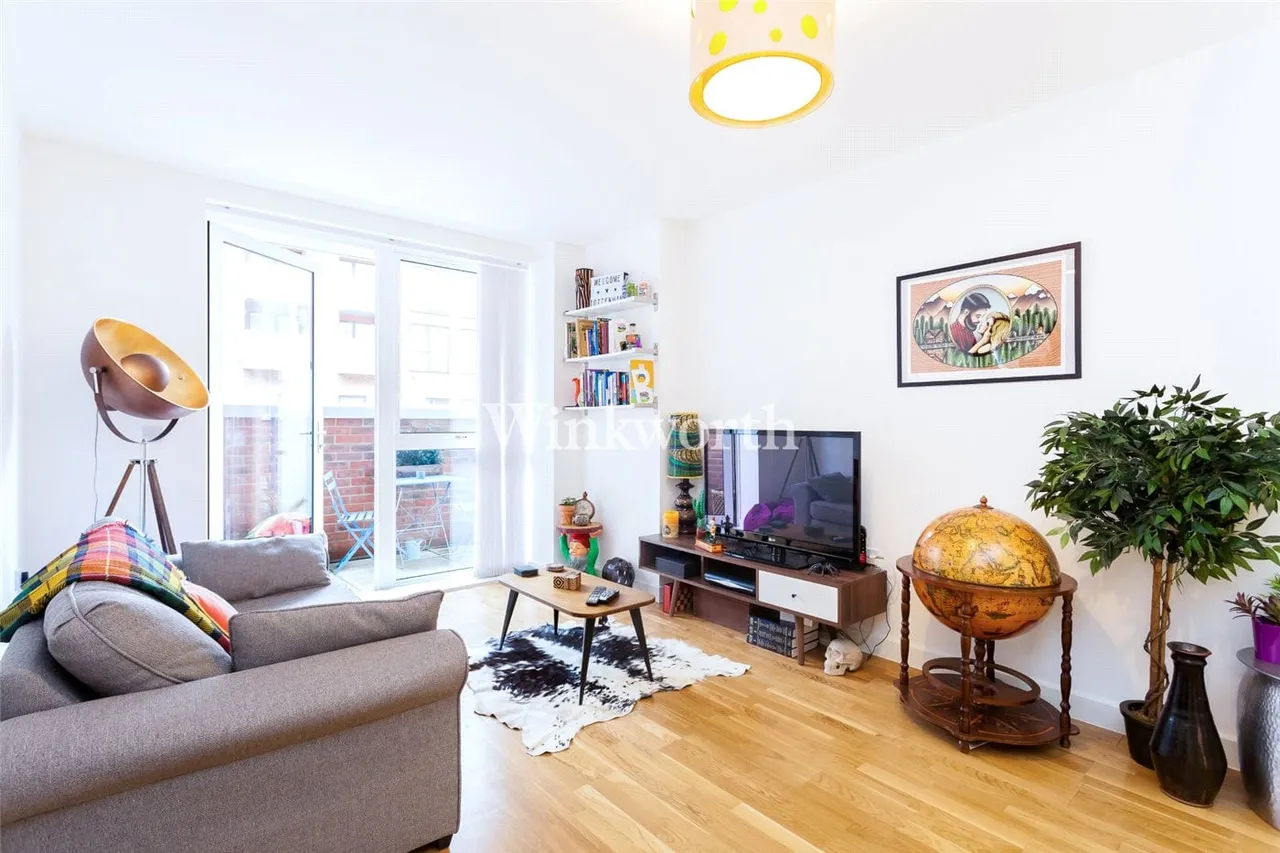 Butterfly Court, Bathurst Square, N15, photo 10