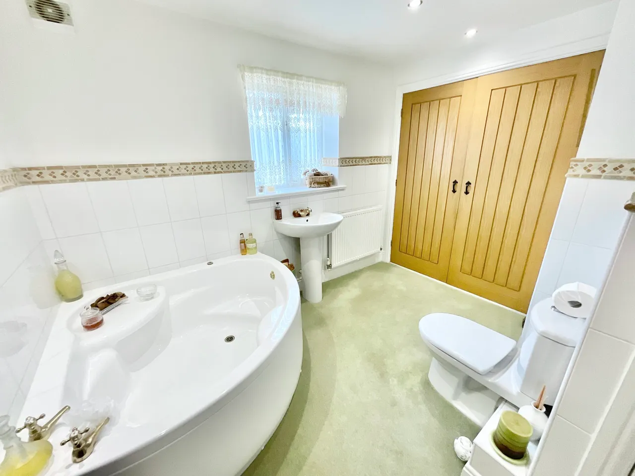 Richards Court, Bednall, ST17, photo 13