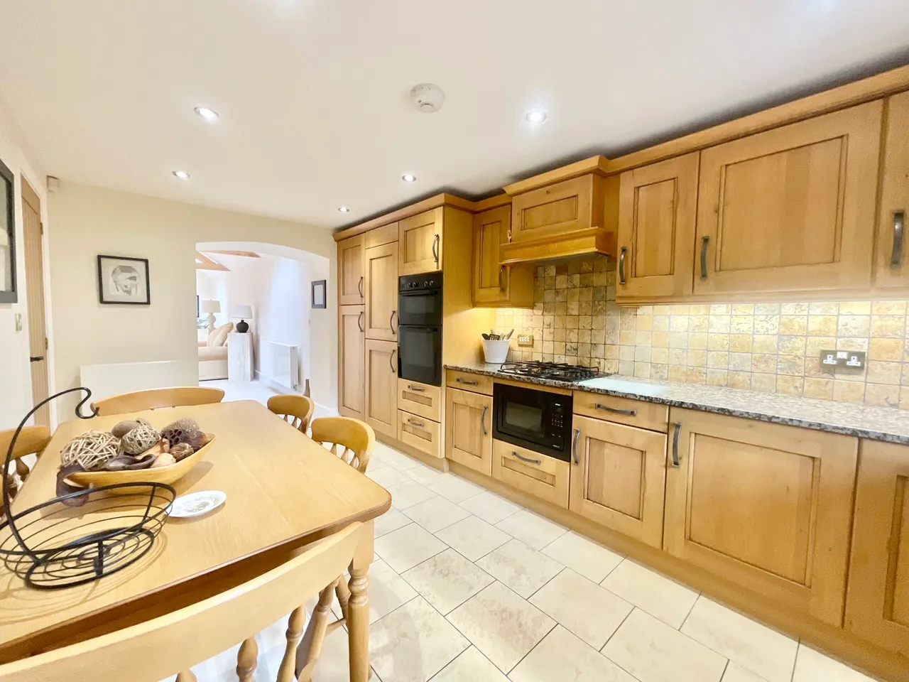 Richards Court, Bednall, ST17, photo 6