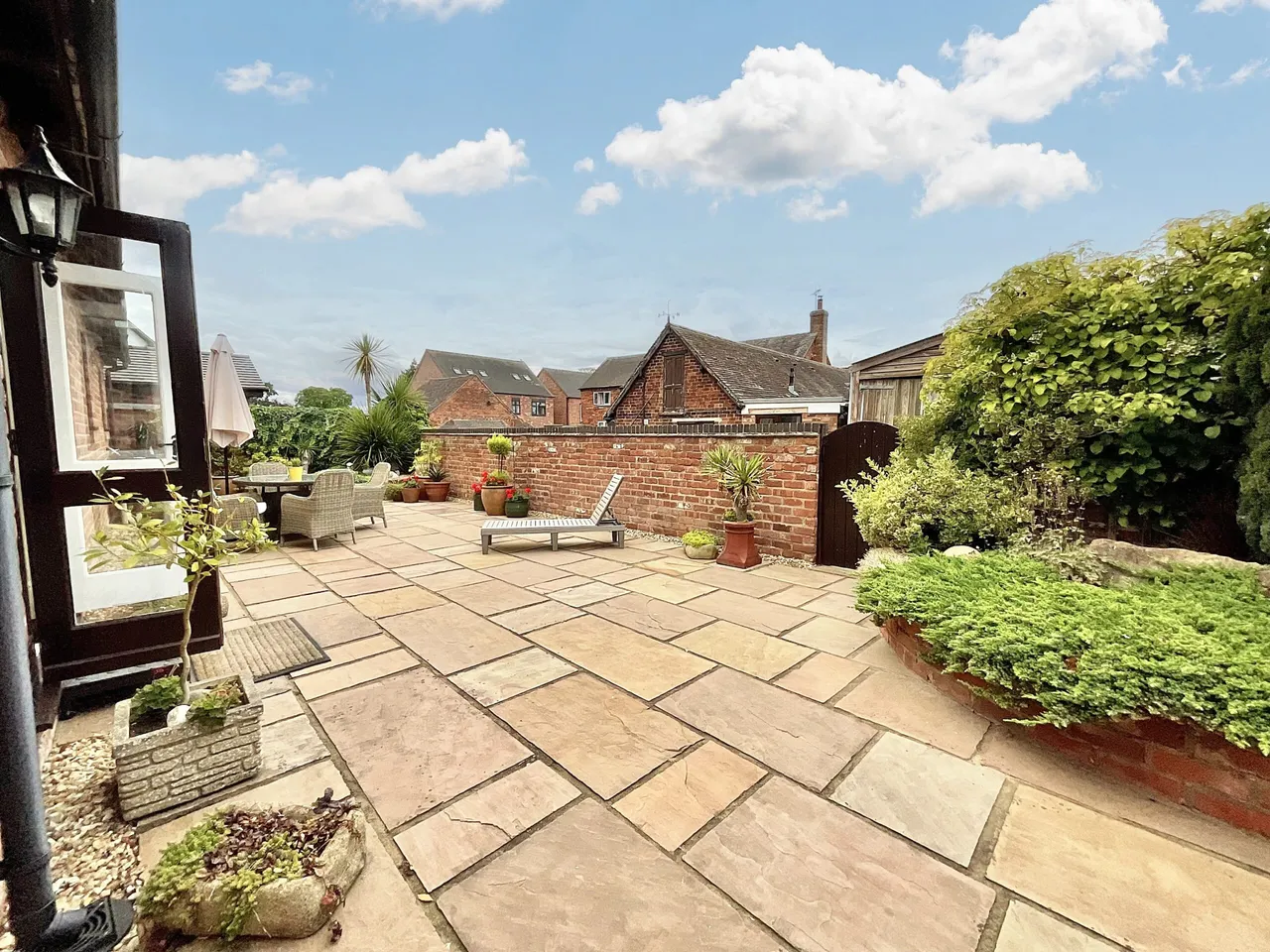 Richards Court, Bednall, ST17, photo 26