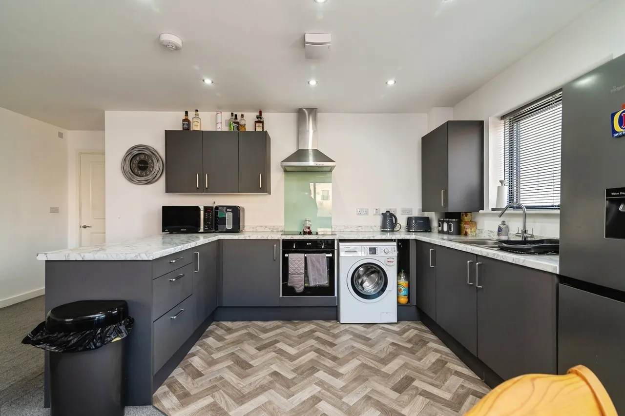 2 bed flat for sale, Waterside Way, Nottingham, NG2