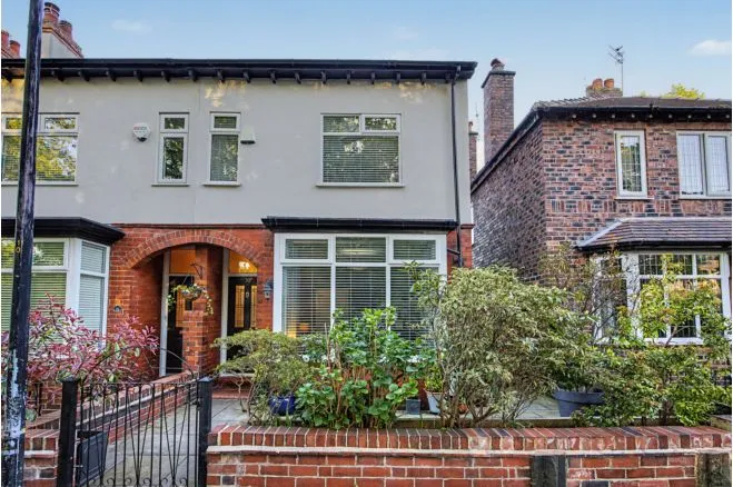 4 bed house for sale, Queens Road, Altrincham, WA15