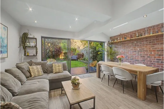 Queens Road, Altrincham, WA15, photo 4