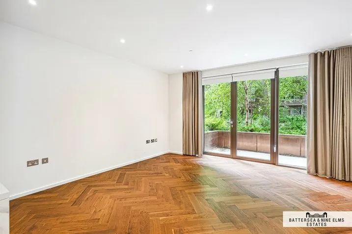 Embassy Gardens, SW11, photo 2