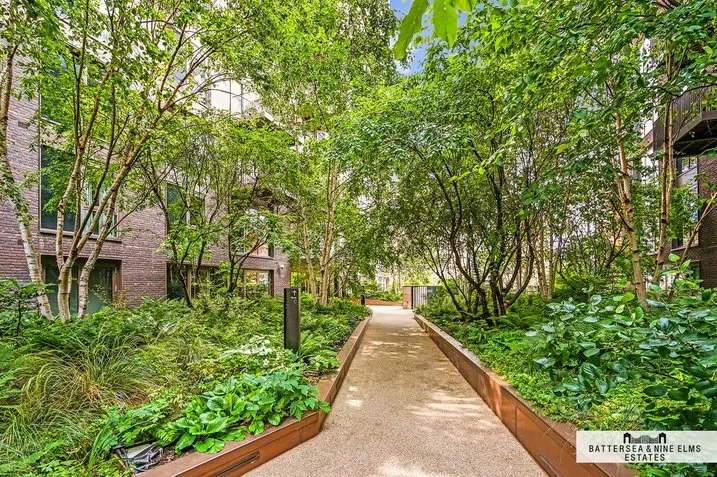 Embassy Gardens, SW11, photo 13