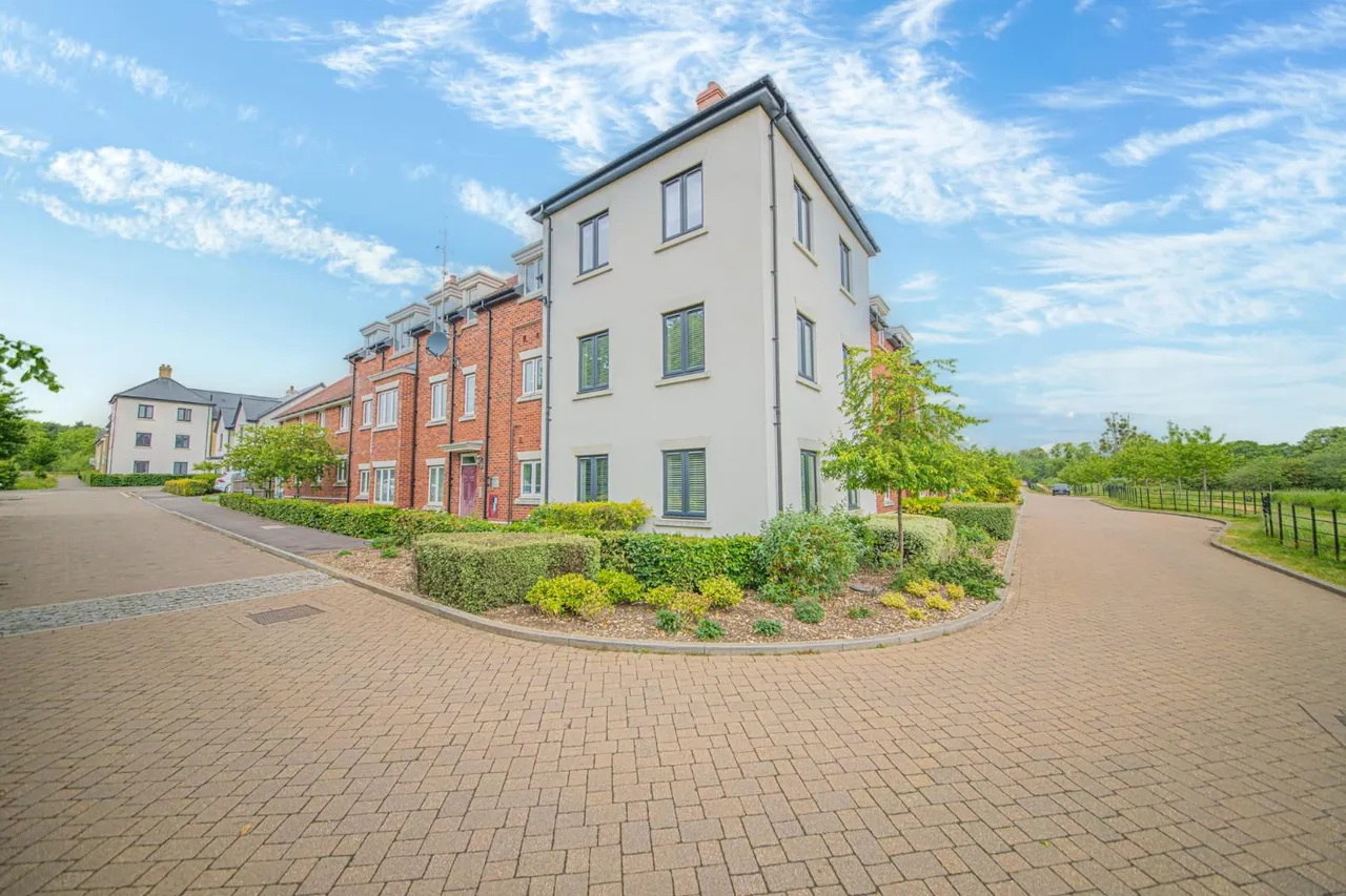 1 bed flat for sale — Kenworthy Way, Eastleigh, SO50 9RA