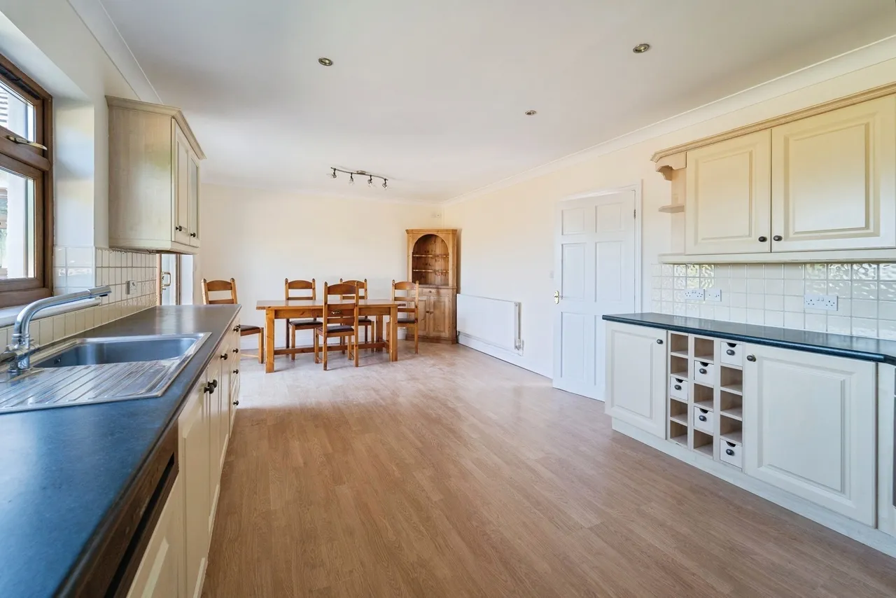 Croesyceiliog, Carmarthen, SA32, photo 4