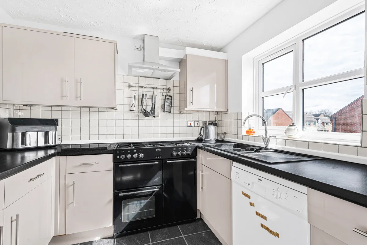 Bryony Road, Bicester, photo 3